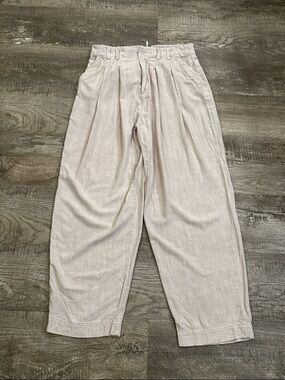 Free People Calla Pleated Trouser in Light Beige - Size 8